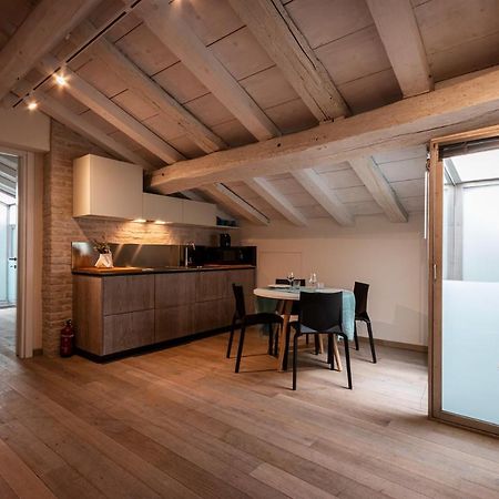 Smeraldo Suite - Smart Holiday Mantova Eksteriør billede