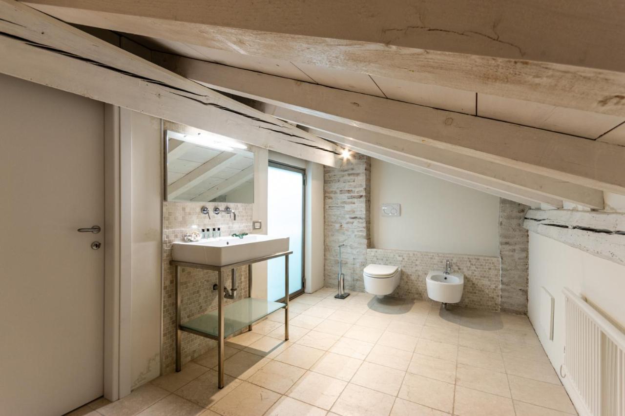 Smeraldo Suite - Smart Holiday Mantova Eksteriør billede